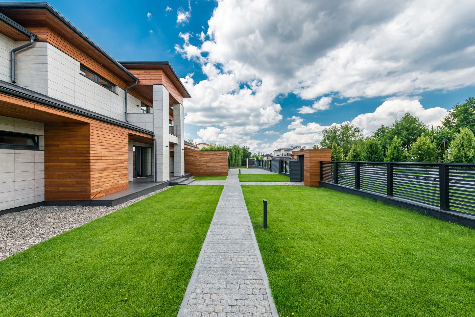 Cost of Fencing a Plot of Land in Nigeria (2026 Guide)